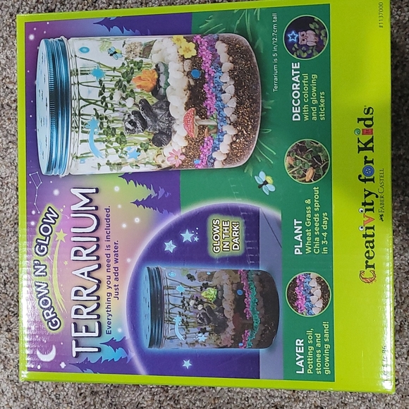 Grow N' Glow Terrarium - Picture 1 of 3